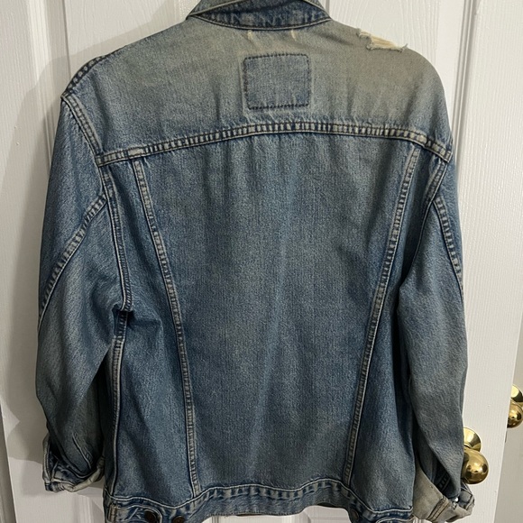 Levi’s distressed oversized denim jacket - Picture 2 of 3